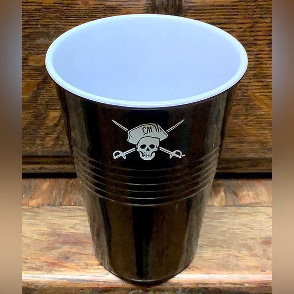Officially Licensed Captain Morgan Rum Skull & Crossbones Pirate Plastic Glass - Picture 5 of 12